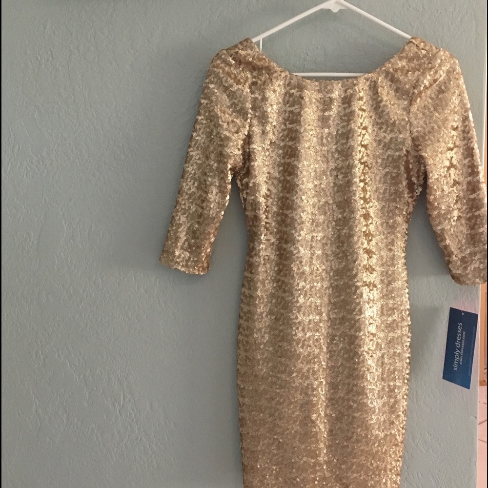 Gold Sequin dress. 3/4 sleeves. High quality.